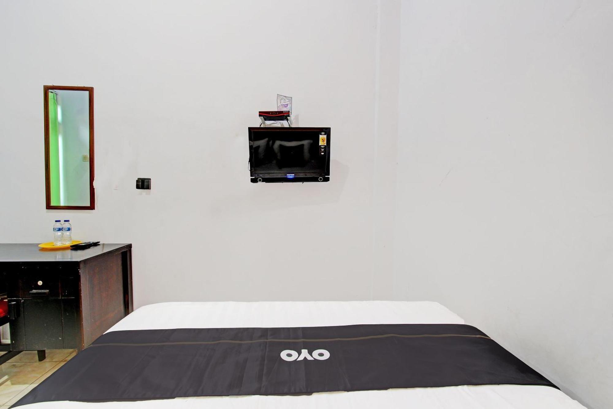 Capital O 92929 Hotel New Tirta Kencana Syariah Tegal  Exteriör bild