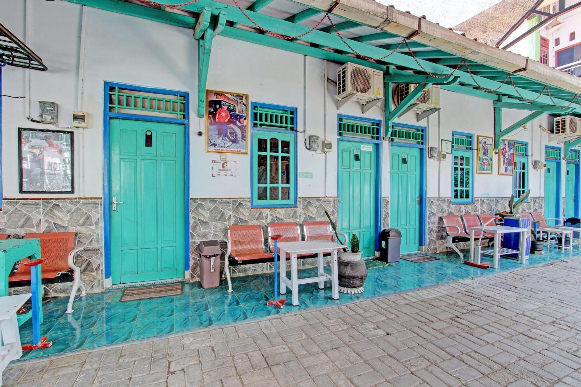 Capital O 92929 Hotel New Tirta Kencana Syariah Tegal  Exteriör bild
